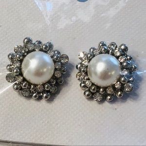 Faux Pearl Rhinestone Pierced Earrings New